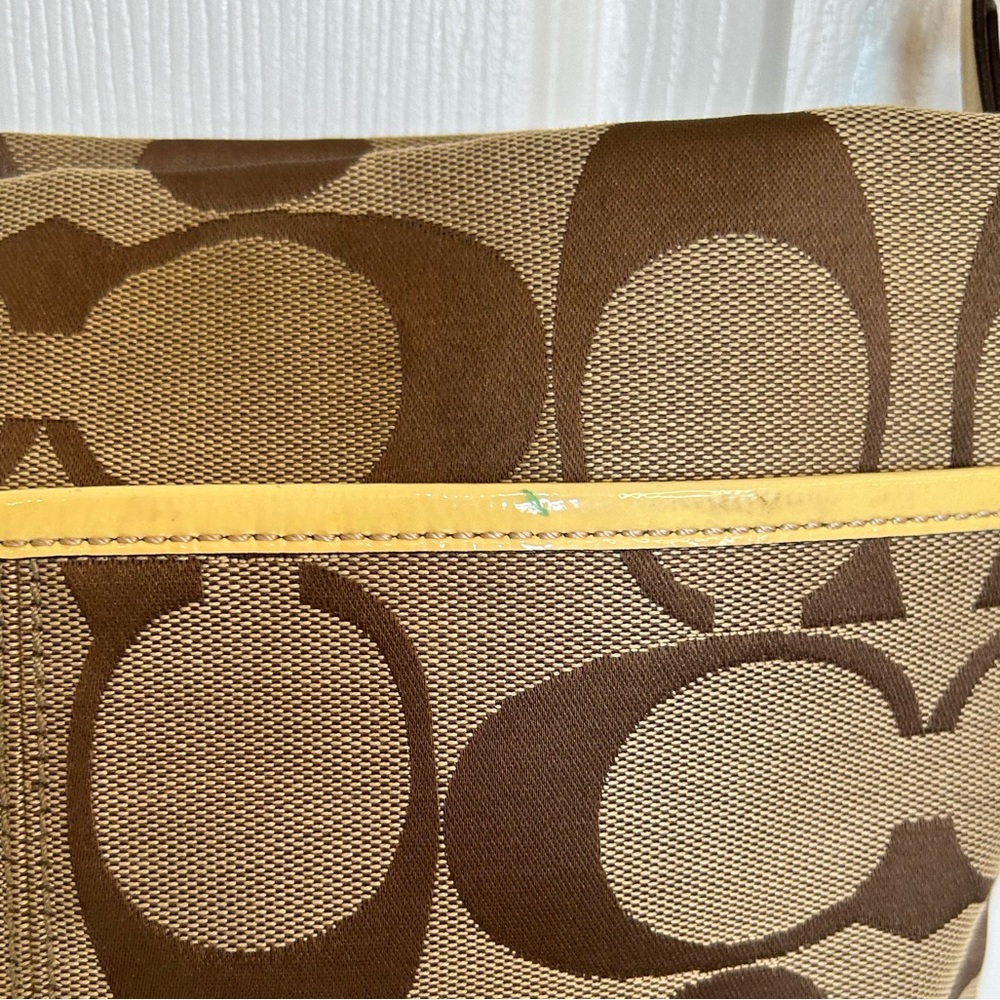 Coach Rowan File Bag - Picture 15 of 16